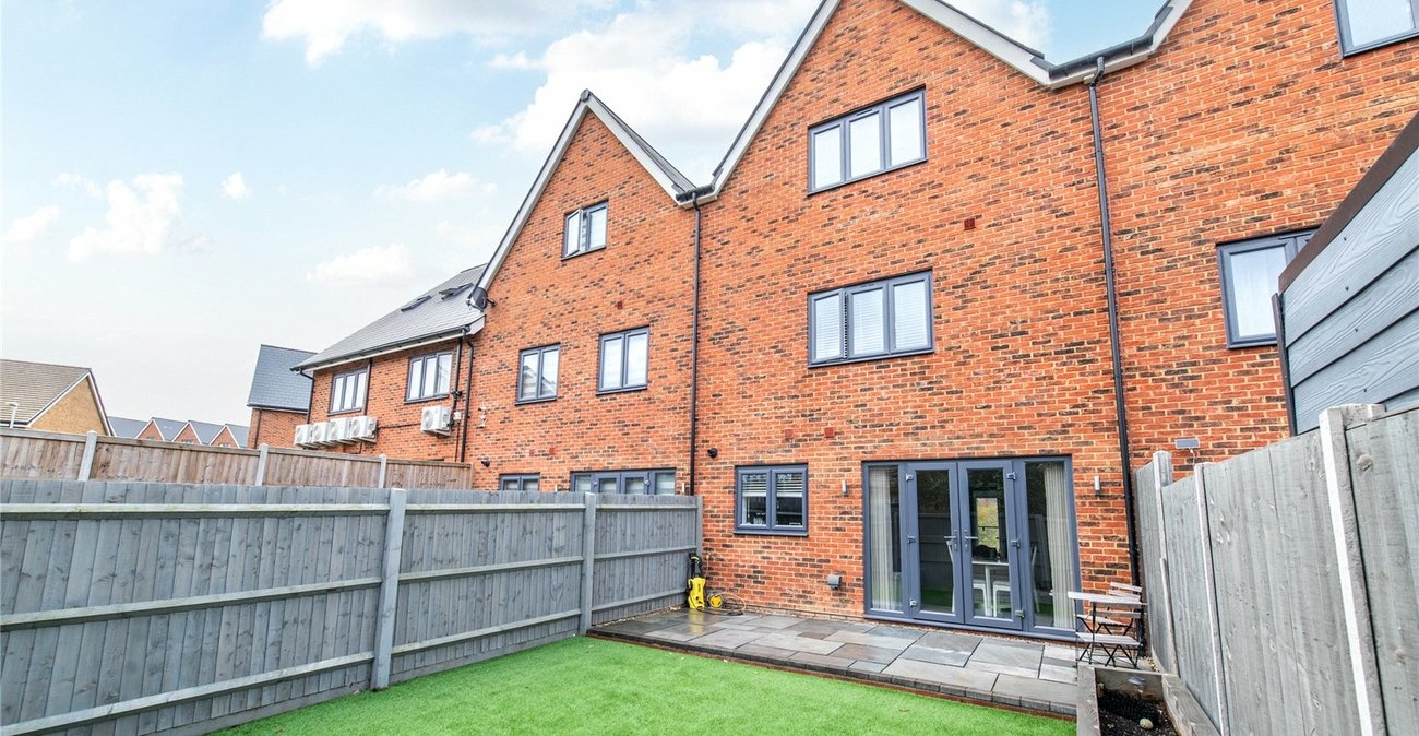 4 bedroom house for sale in Northfleet | Robinson Michael & Jackson