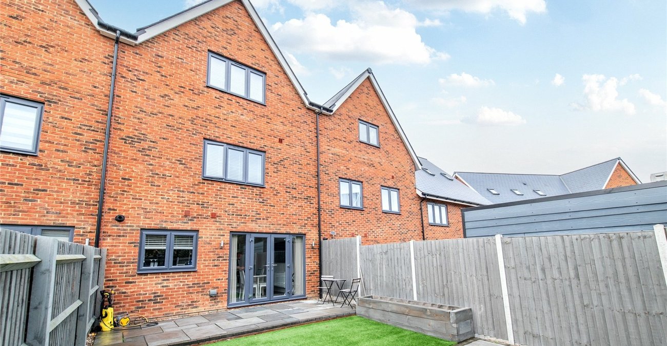 4 bedroom house for sale in Northfleet | Robinson Michael & Jackson