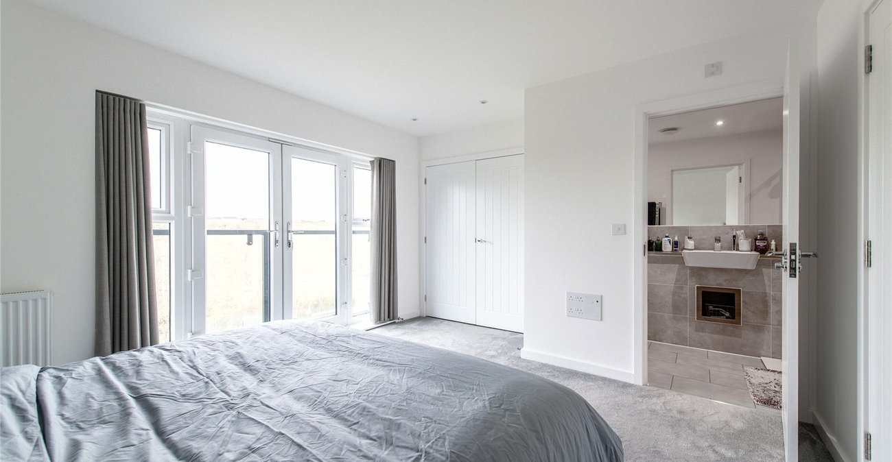 4 bedroom house for sale in Northfleet | Robinson Michael & Jackson