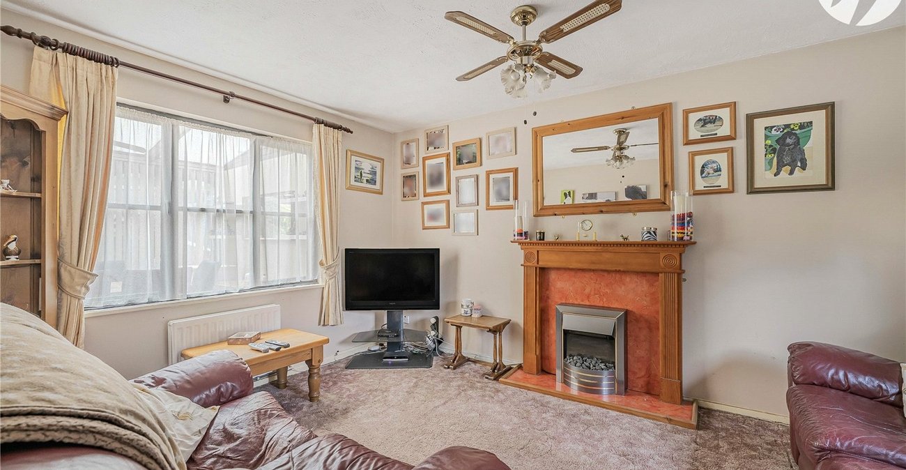 3 bedroom house for sale in Swanley | Robinson Jackson