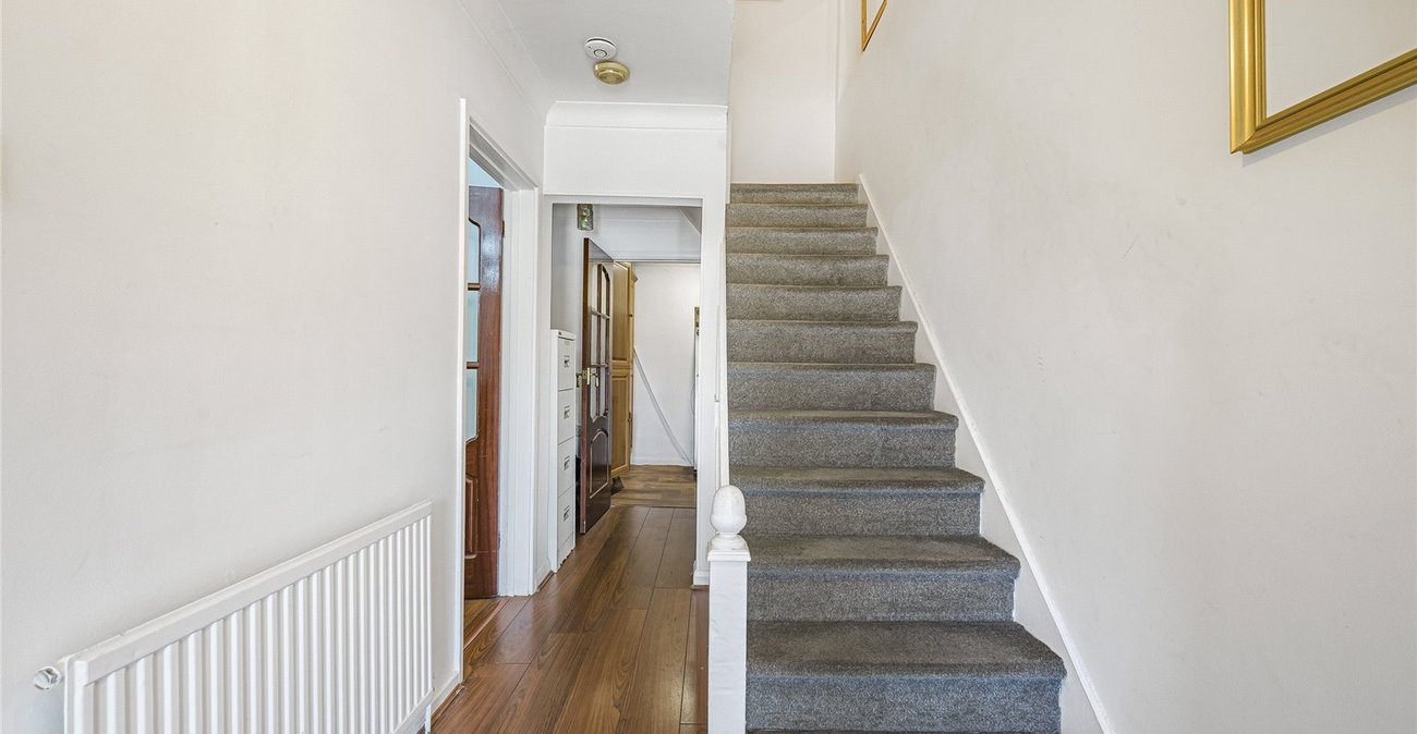 3 bedroom house for sale in Welling | Robinson Jackson