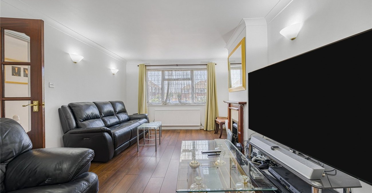 3 bedroom house for sale in Welling | Robinson Jackson