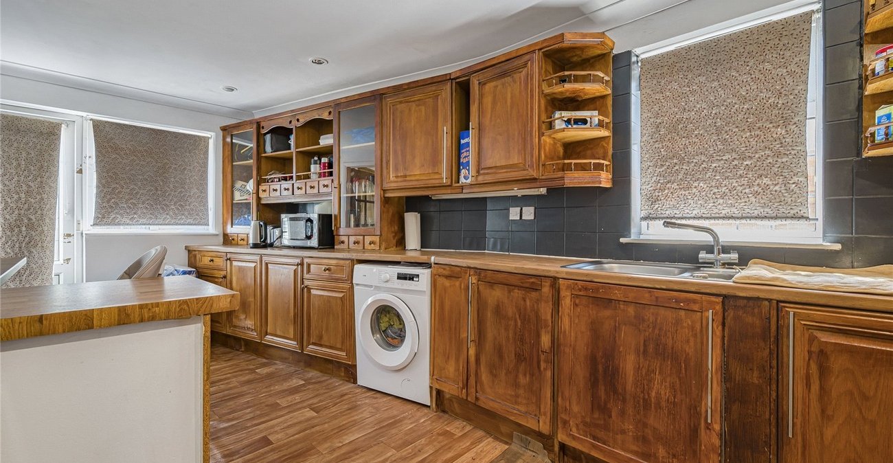 3 bedroom house for sale in Welling | Robinson Jackson