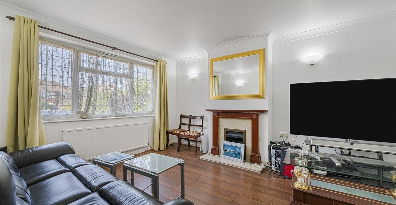 3 bedroom house for sale in Welling | Robinson Jackson