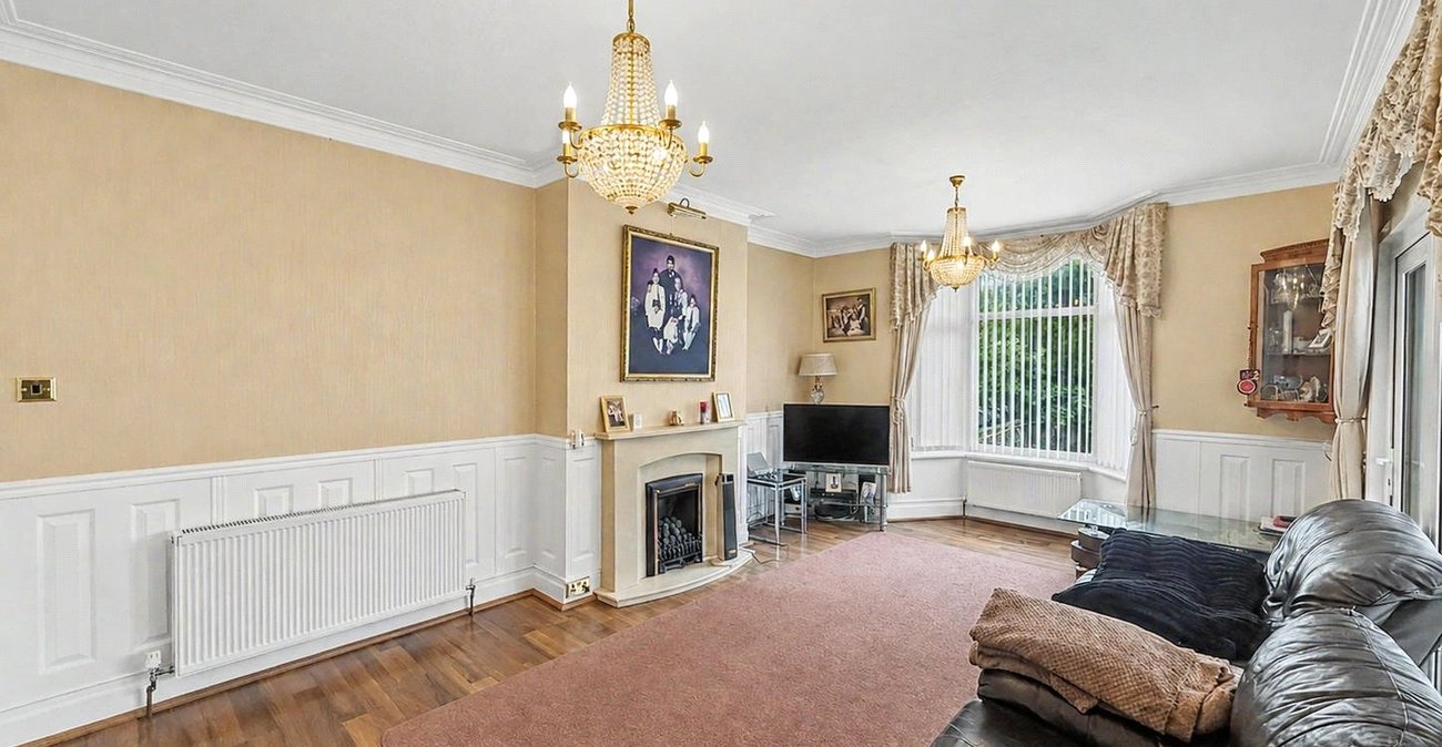 5 bedroom house for sale in Gillingham | Robinson Michael & Jackson
