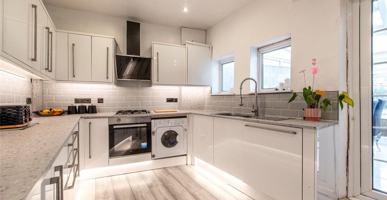 6 bedroom house for sale in Gillingham | Robinson Michael & Jackson