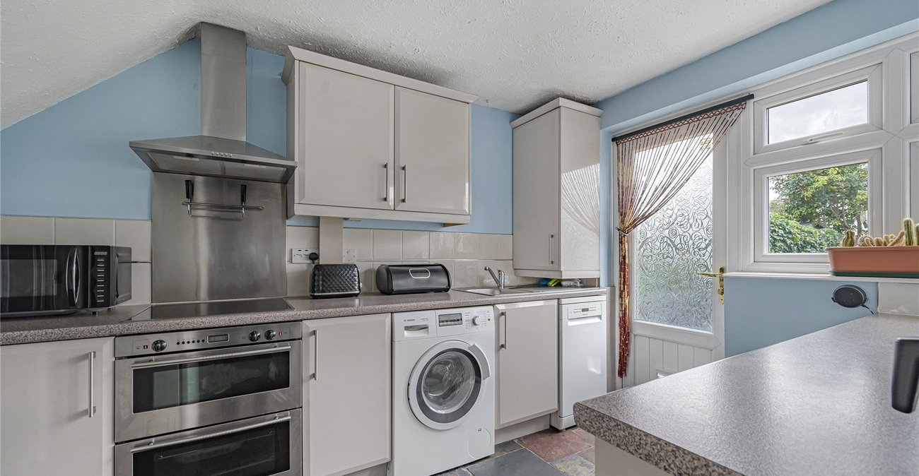 3 bedroom house for sale in Welling | Robinson Jackson