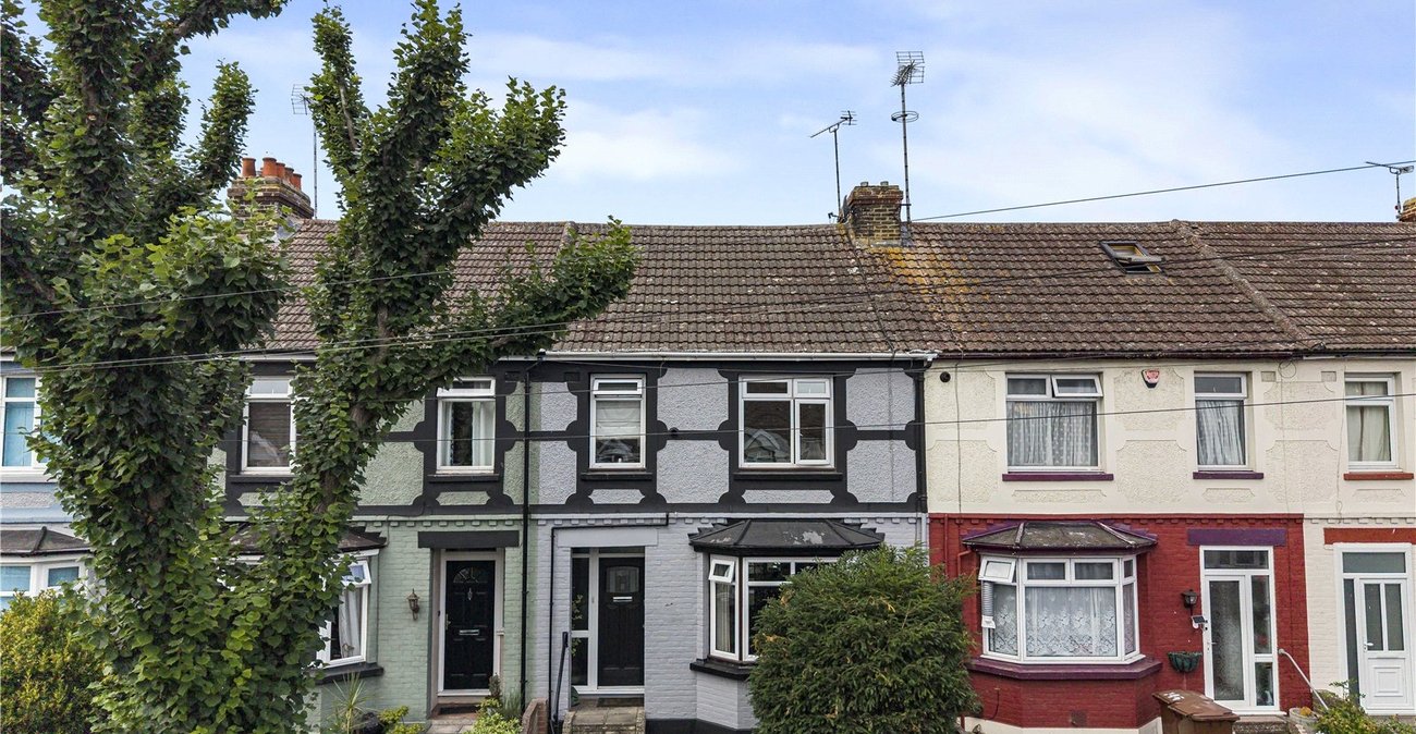 3 bedroom house for sale in Gillingham | Robinson Michael & Jackson