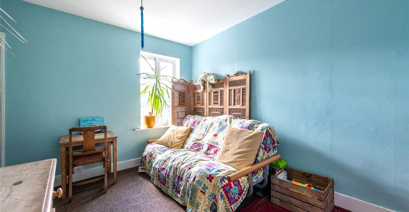 2 bedroom house for sale in Gravesend | Robinson Michael & Jackson