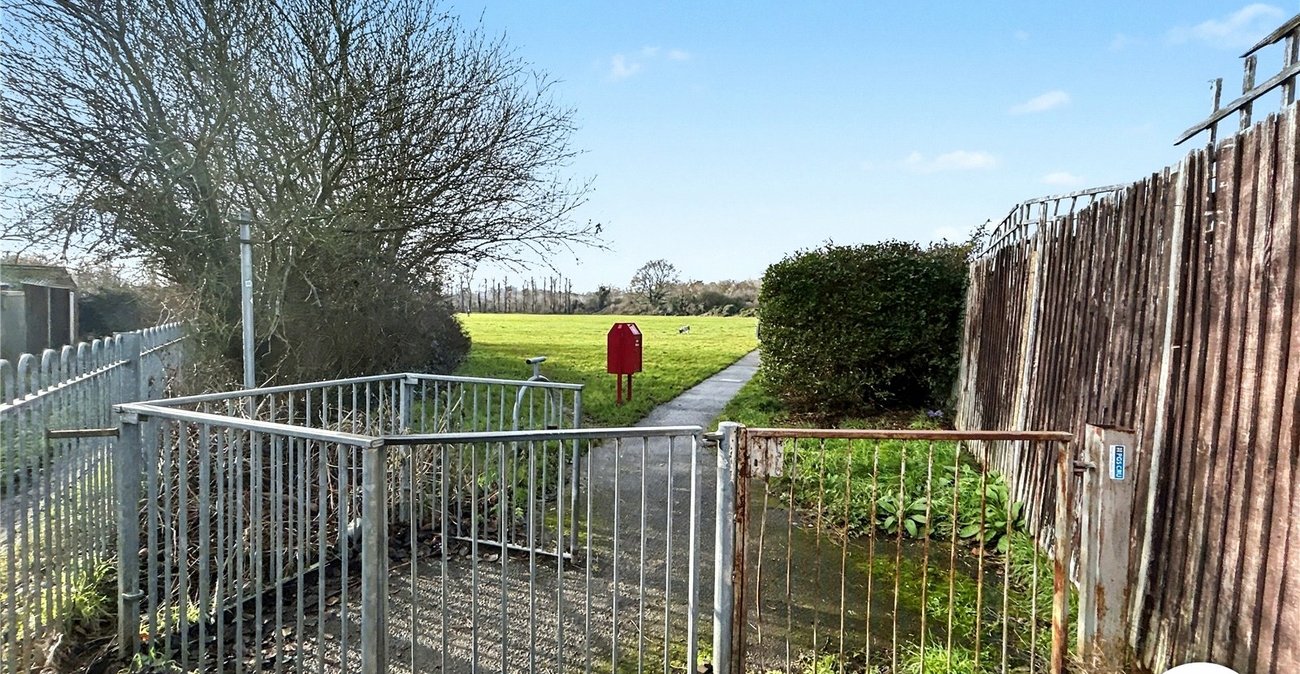 4 bedroom house for sale in Sidcup | Robinson Jackson