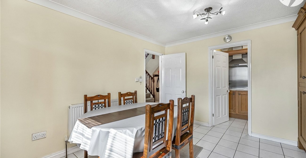 4 bedroom house for sale in West Dartford | Robinson Jackson
