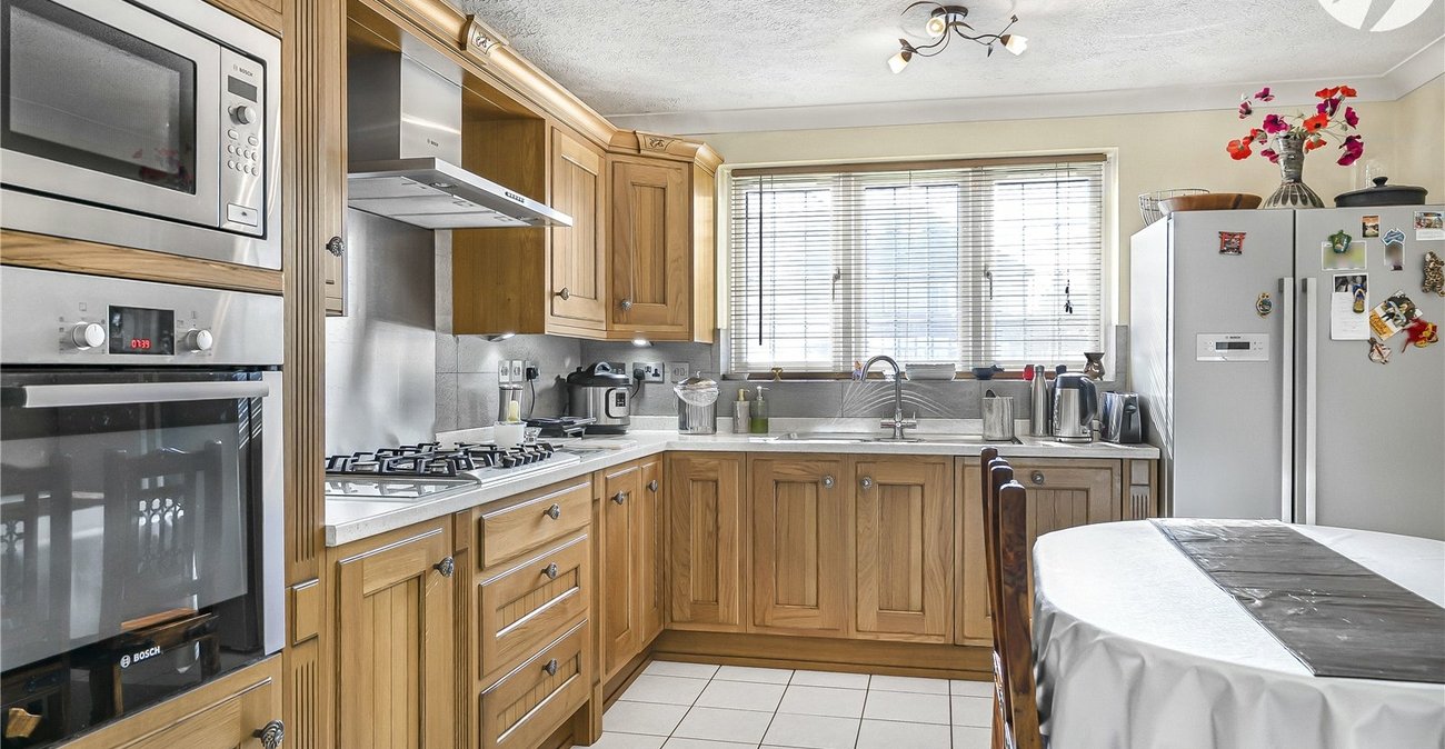 4 bedroom house for sale in West Dartford | Robinson Jackson