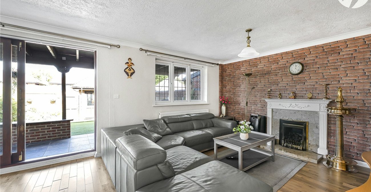 4 bedroom house for sale in West Dartford | Robinson Jackson