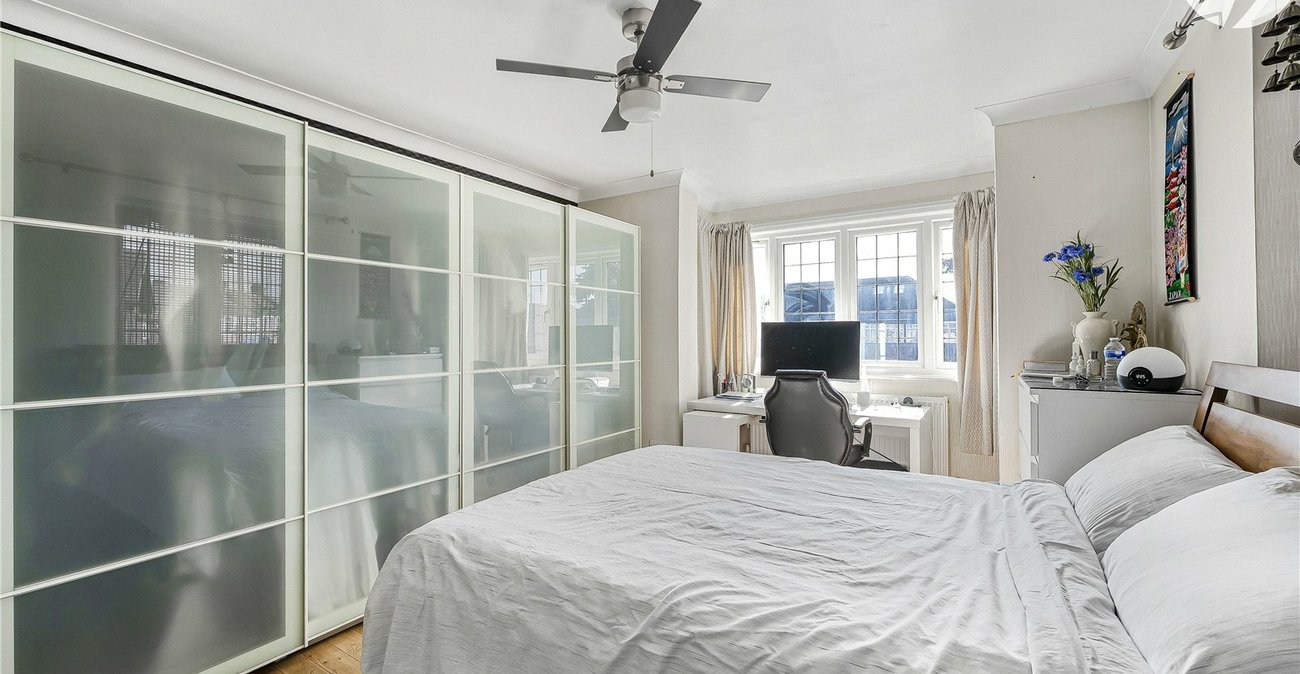 4 bedroom house for sale in West Dartford | Robinson Jackson