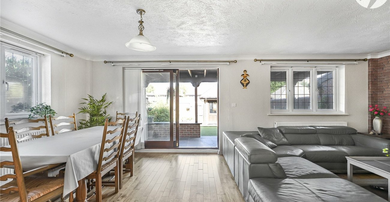 4 bedroom house for sale in West Dartford | Robinson Jackson