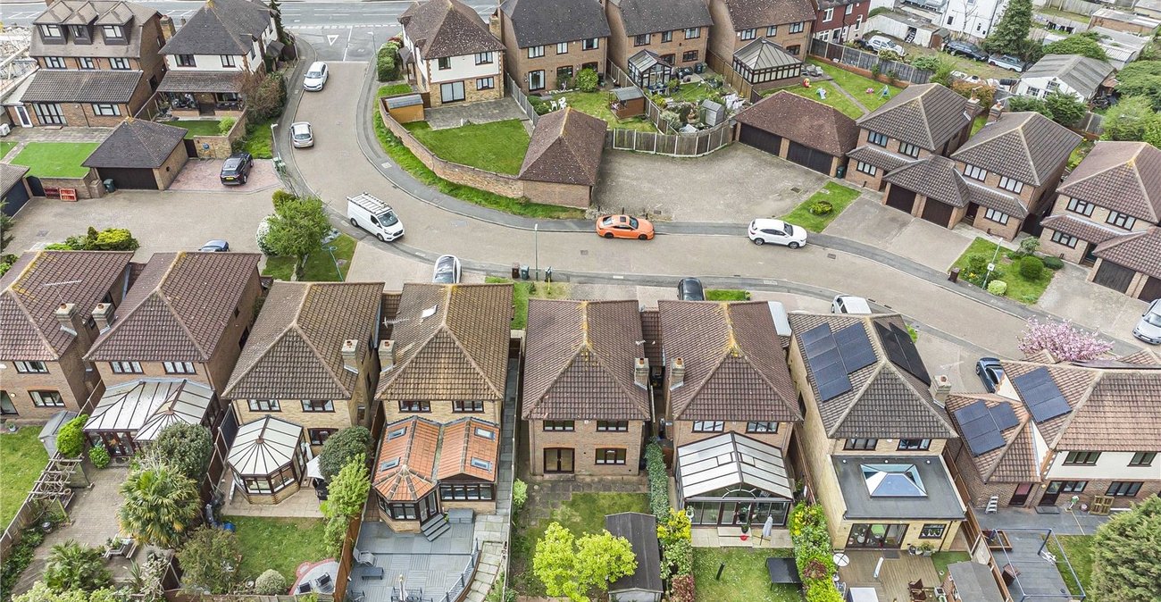 4 bedroom house for sale in West Dartford | Robinson Jackson