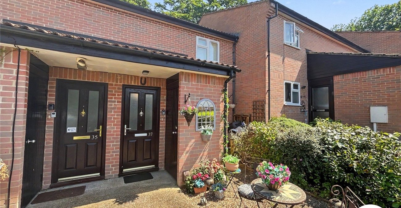 1 bedroom property for sale in Chatham | Robinson Michael & Jackson