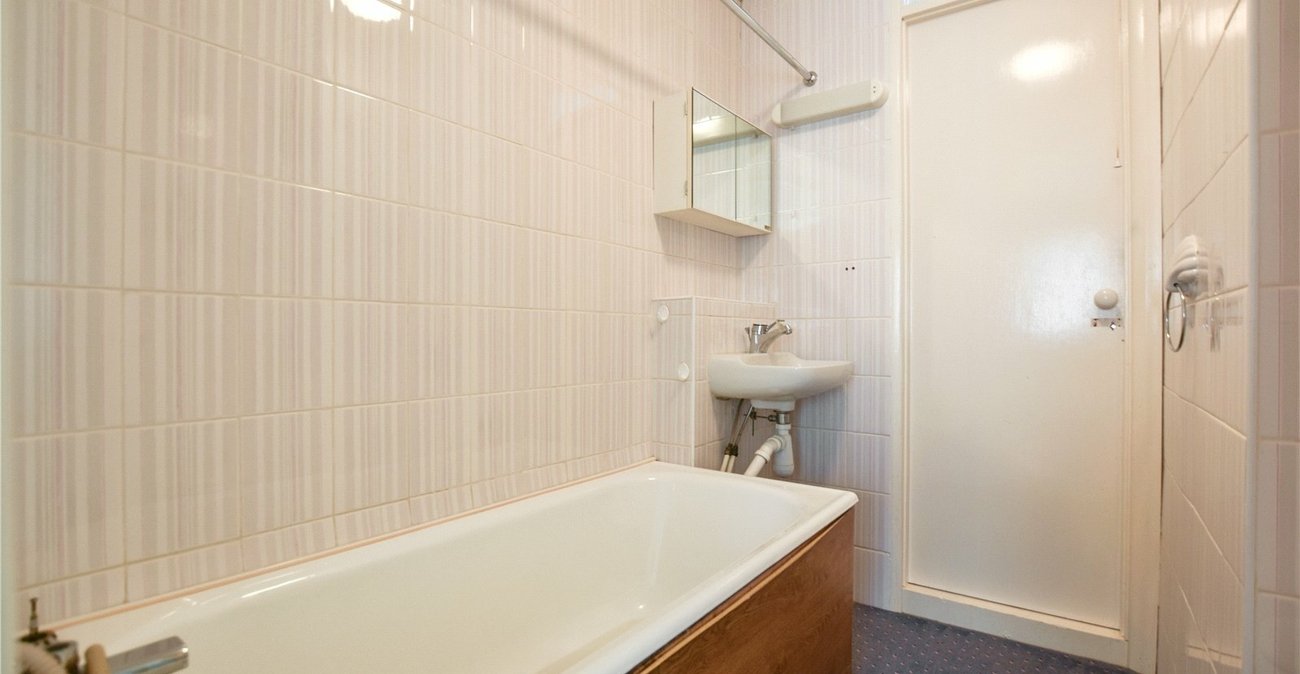 4 bedroom house for sale in Bexley | Robinson Jackson