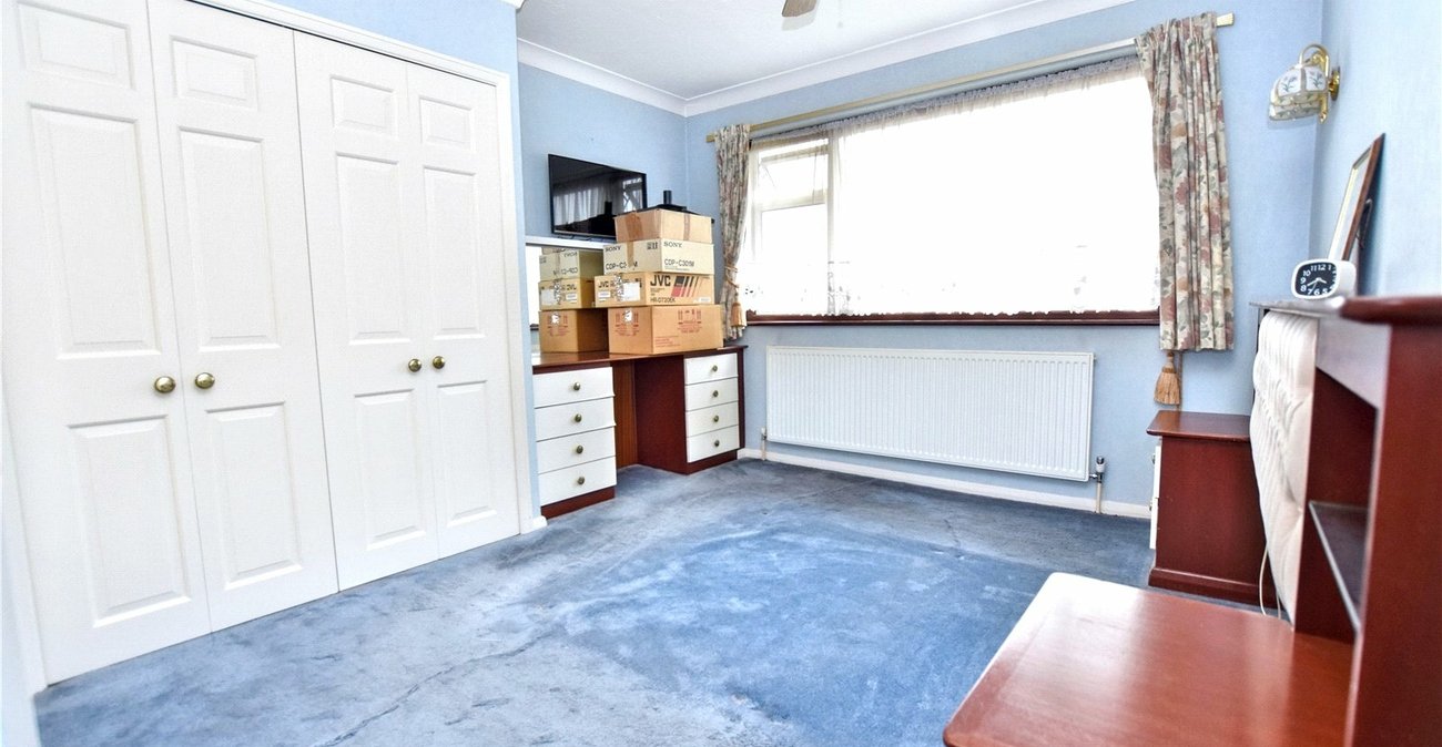 3 bedroom house for sale in Joydens Wood | Robinson Jackson