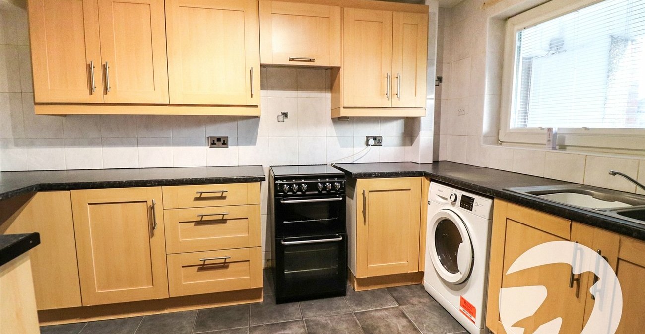 3 bedroom property for sale in Erith | Robinson Jackson