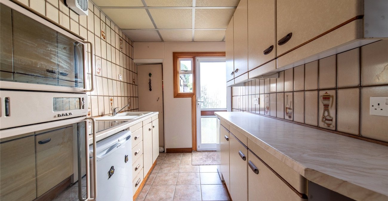 3 bedroom house for sale in Gravesend | Robinson Michael & Jackson