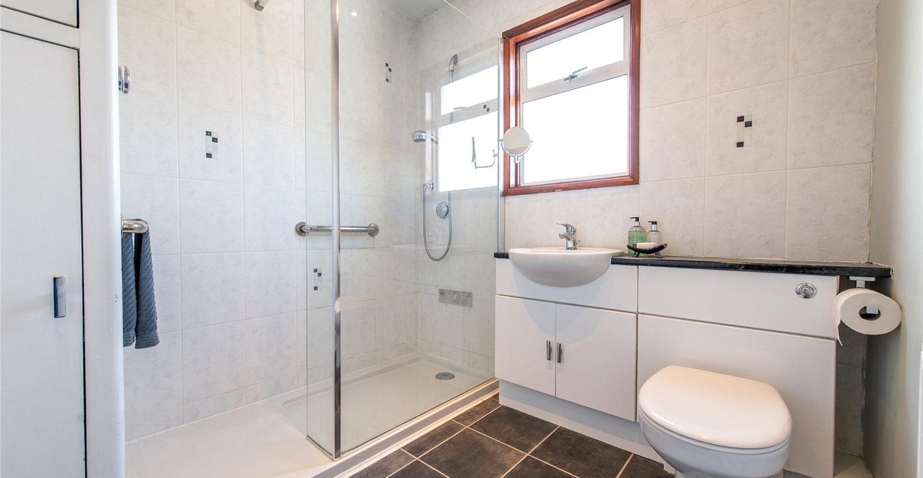 3 bedroom house for sale in Gravesend | Robinson Michael & Jackson