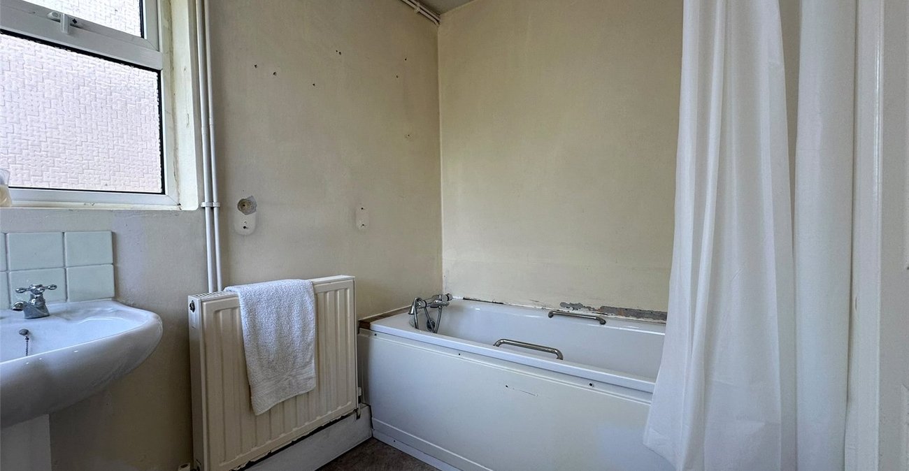 3 bedroom house for sale in Gravesend | Robinson Michael & Jackson