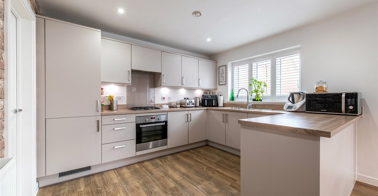 4 bedroom house for sale in Gravesend | Robinson Michael & Jackson