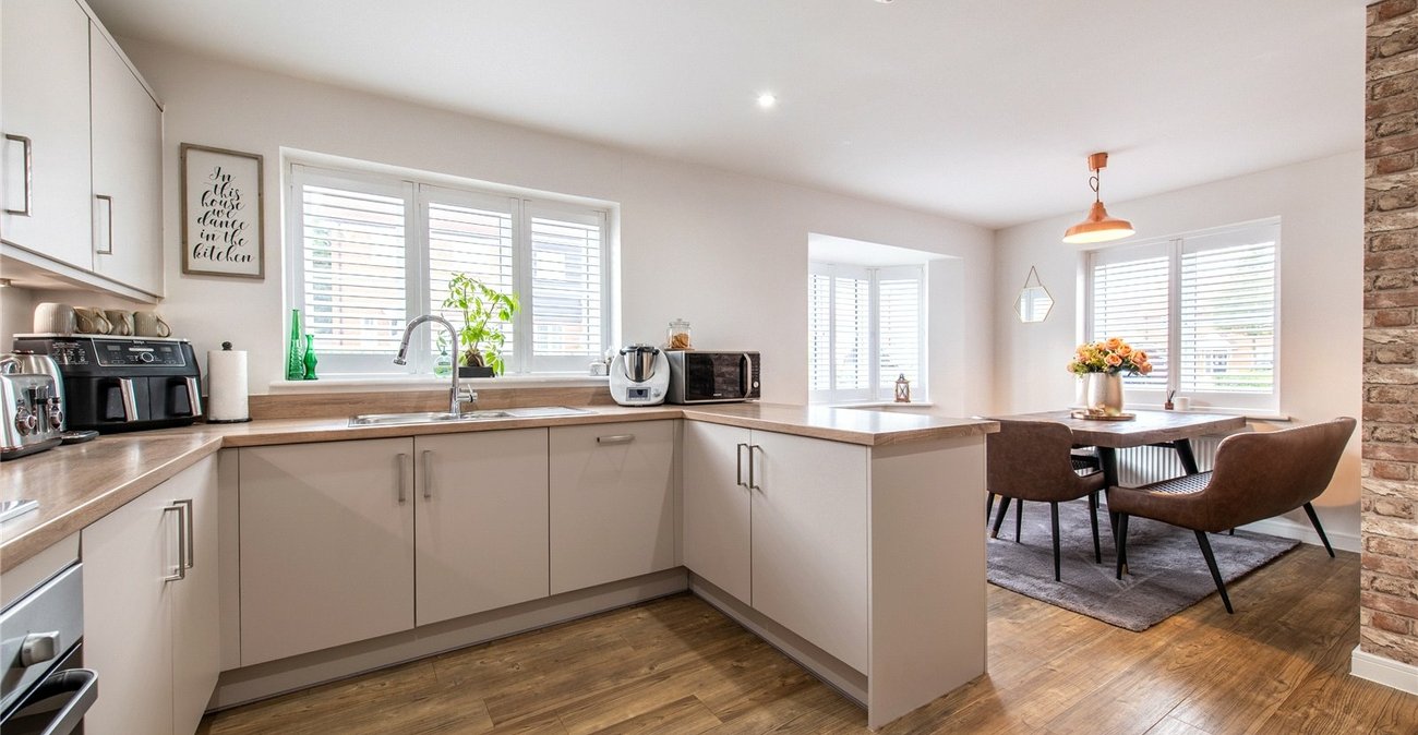 4 bedroom house for sale in Gravesend | Robinson Michael & Jackson