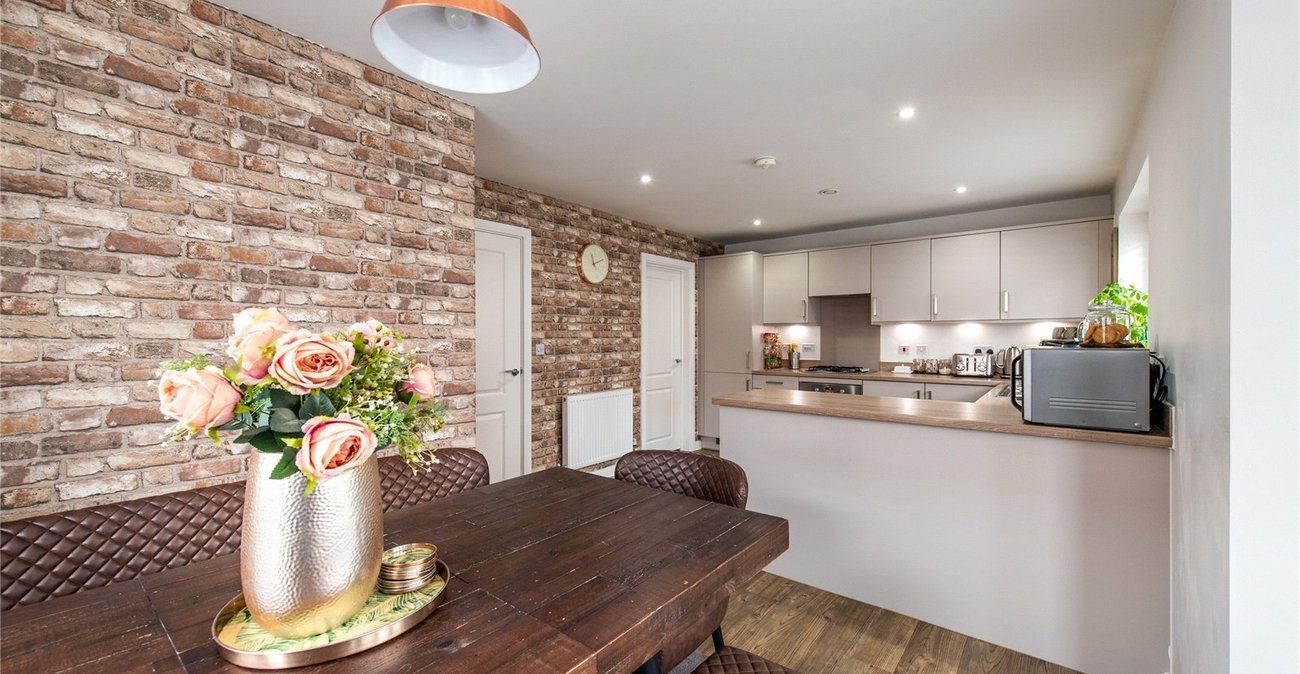 4 bedroom house for sale in Gravesend | Robinson Michael & Jackson