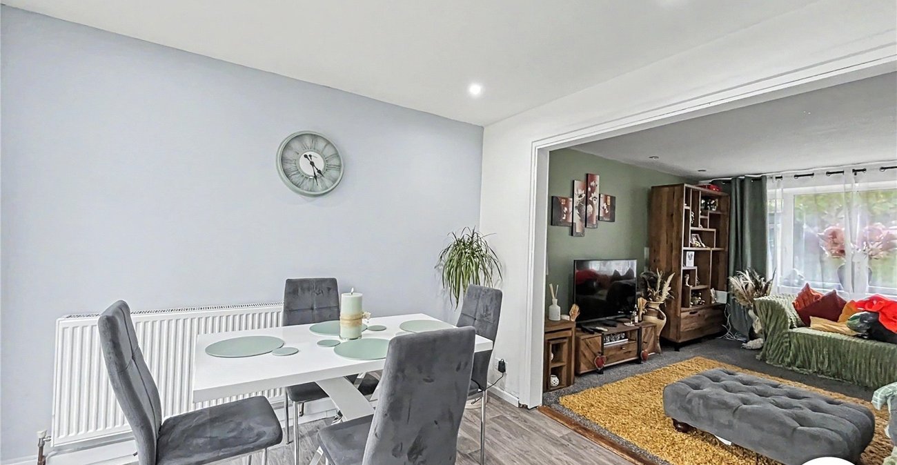 3 bedroom house for sale in Walderslade | Robinson Michael & Jackson