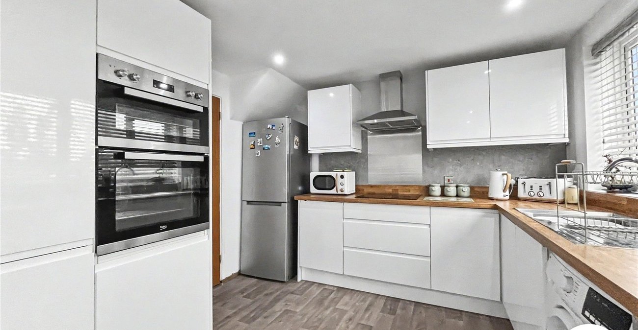 3 bedroom house for sale in Walderslade | Robinson Michael & Jackson