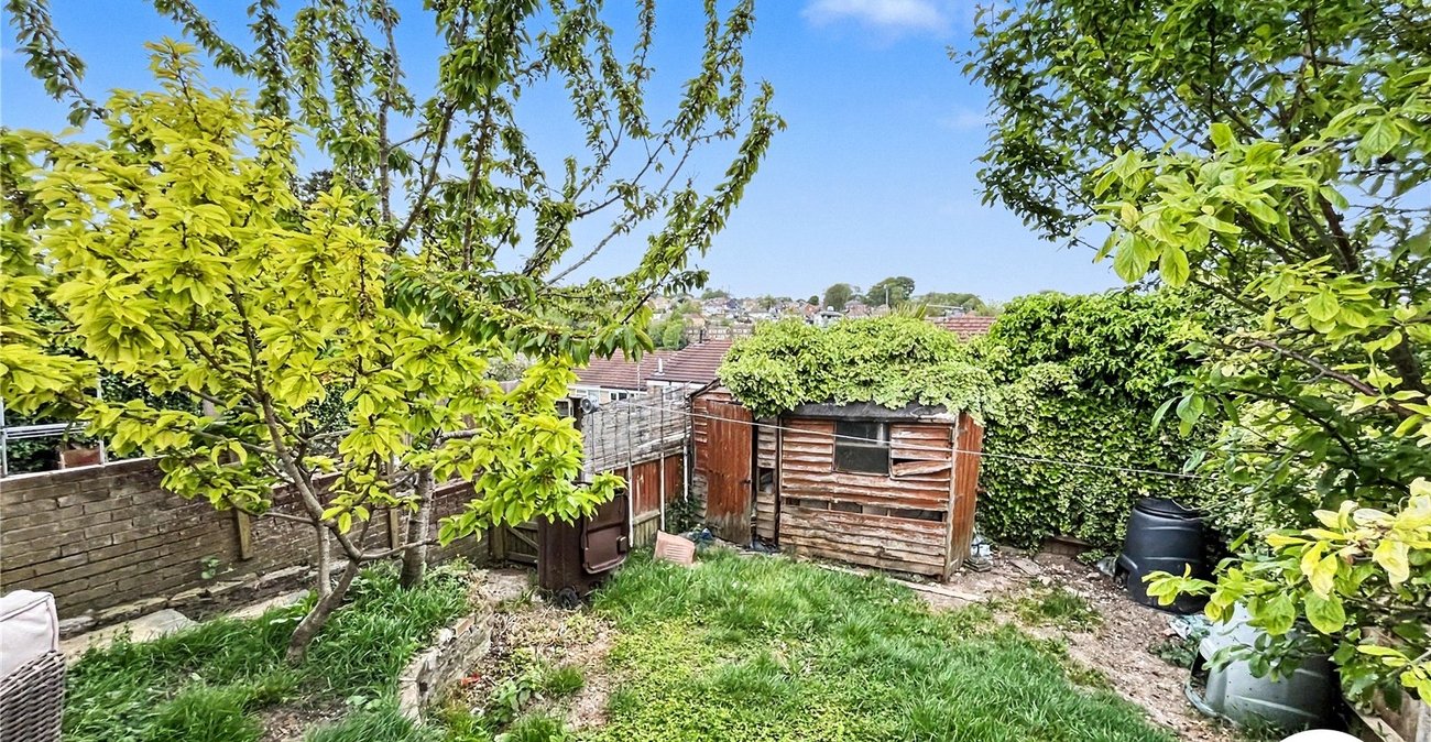 3 bedroom house for sale in Walderslade | Robinson Michael & Jackson