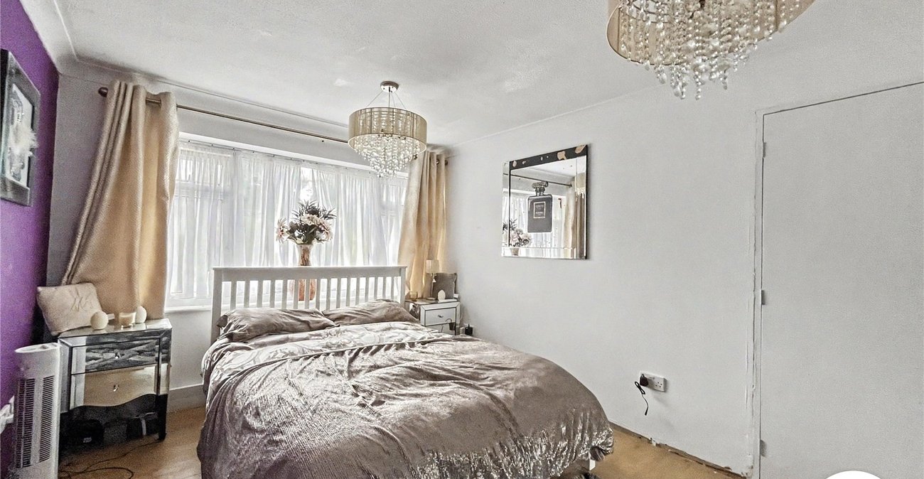 3 bedroom house for sale in Walderslade | Robinson Michael & Jackson