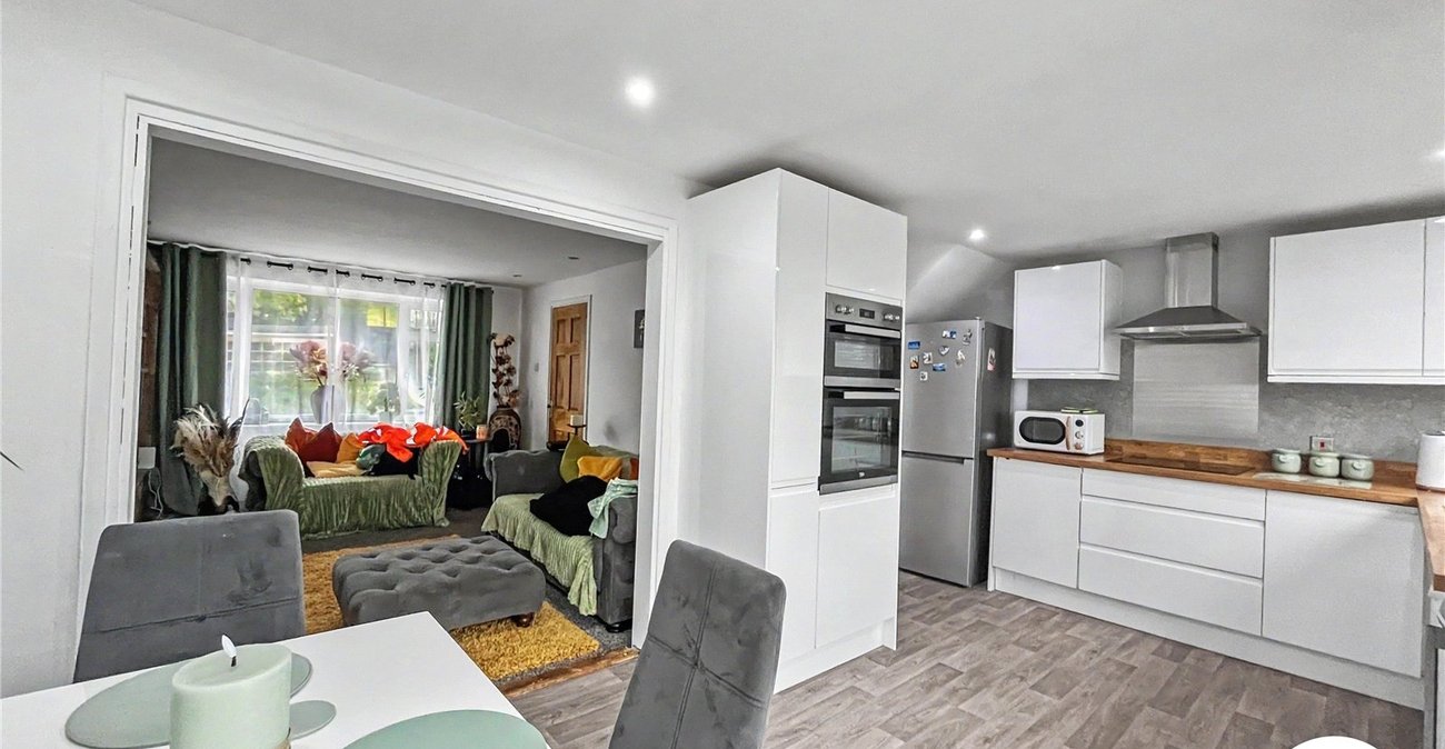 3 bedroom house for sale in Walderslade | Robinson Michael & Jackson