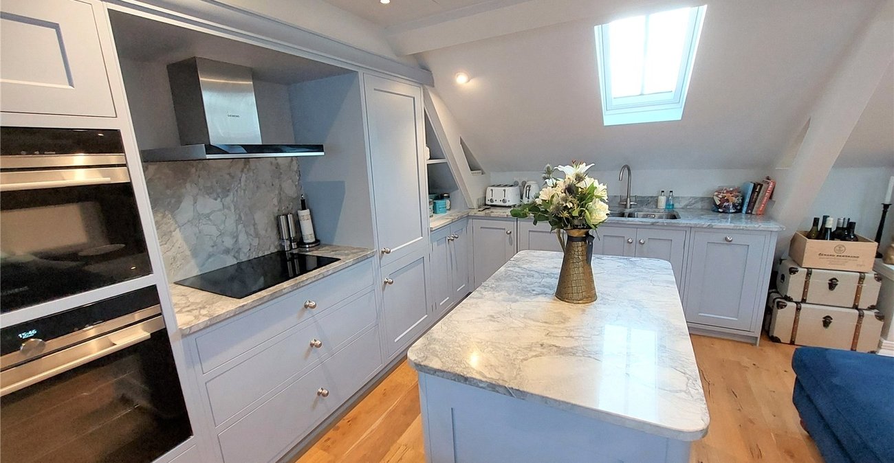 1 bedroom property for sale in Willoughby Lane | Robinson Jackson