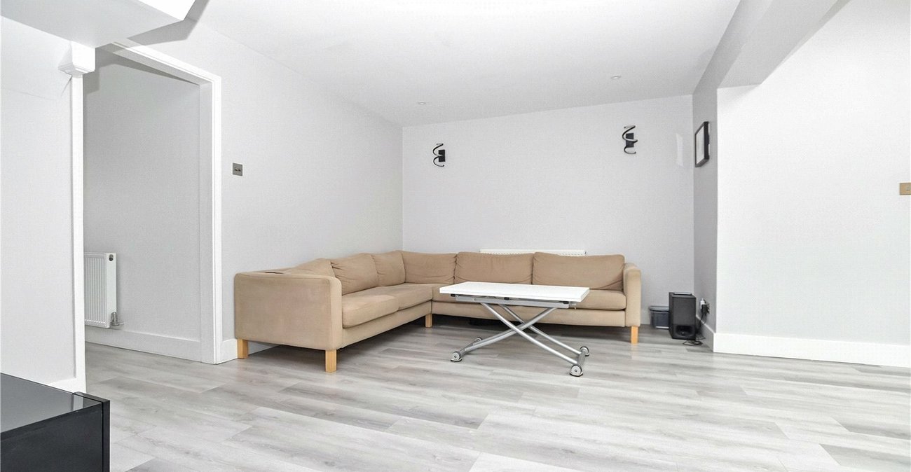 3 bedroom house for sale in Bexleyheath | Robinson Jackson