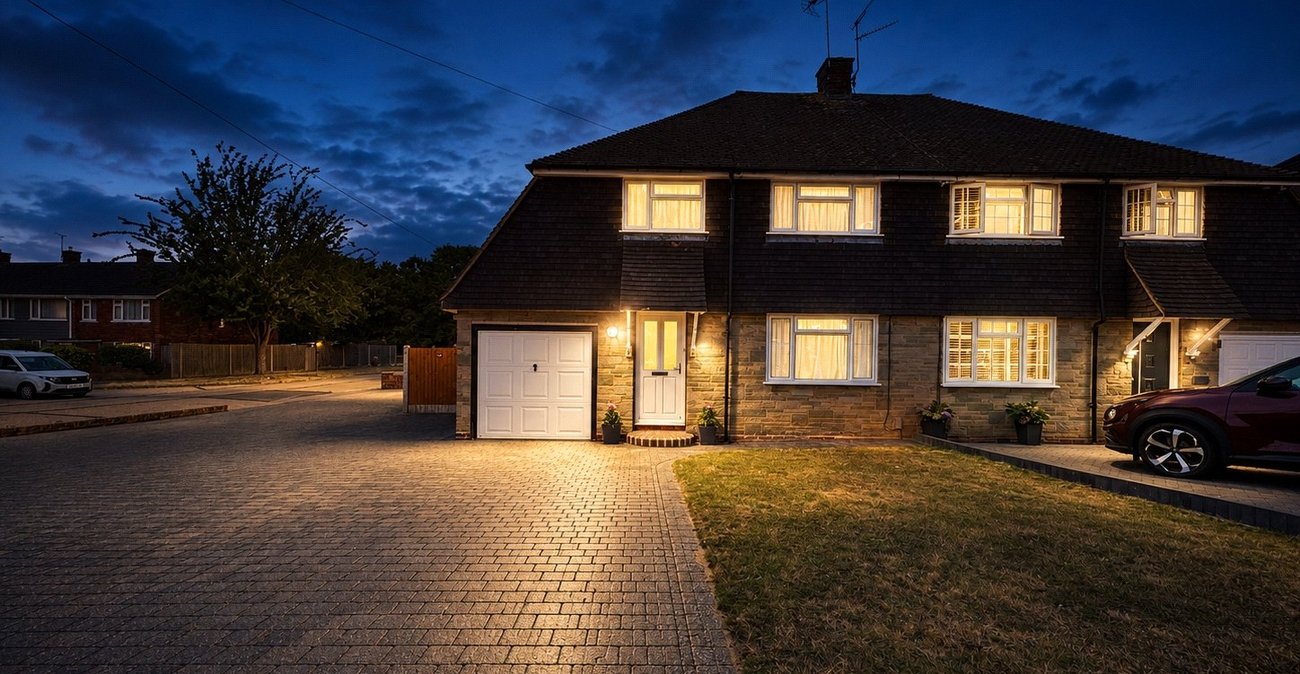 3 bedroom house for sale in Rainham | Robinson Michael & Jackson
