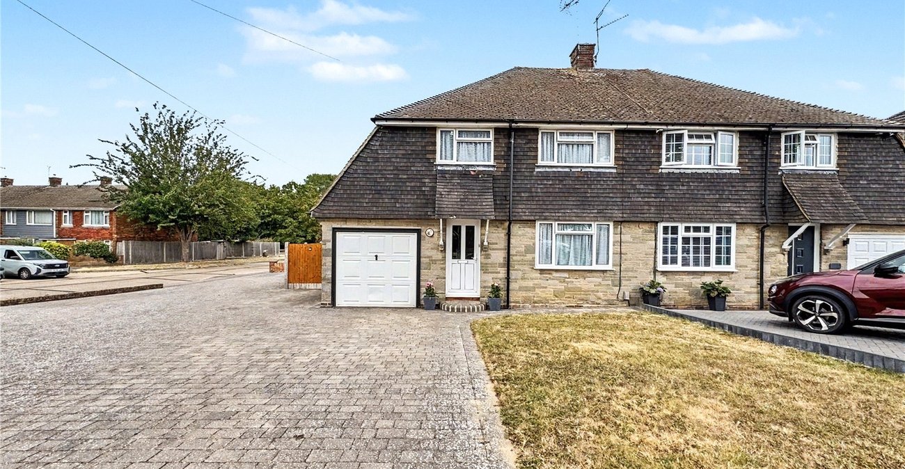3 bedroom house for sale in Rainham | Robinson Michael & Jackson