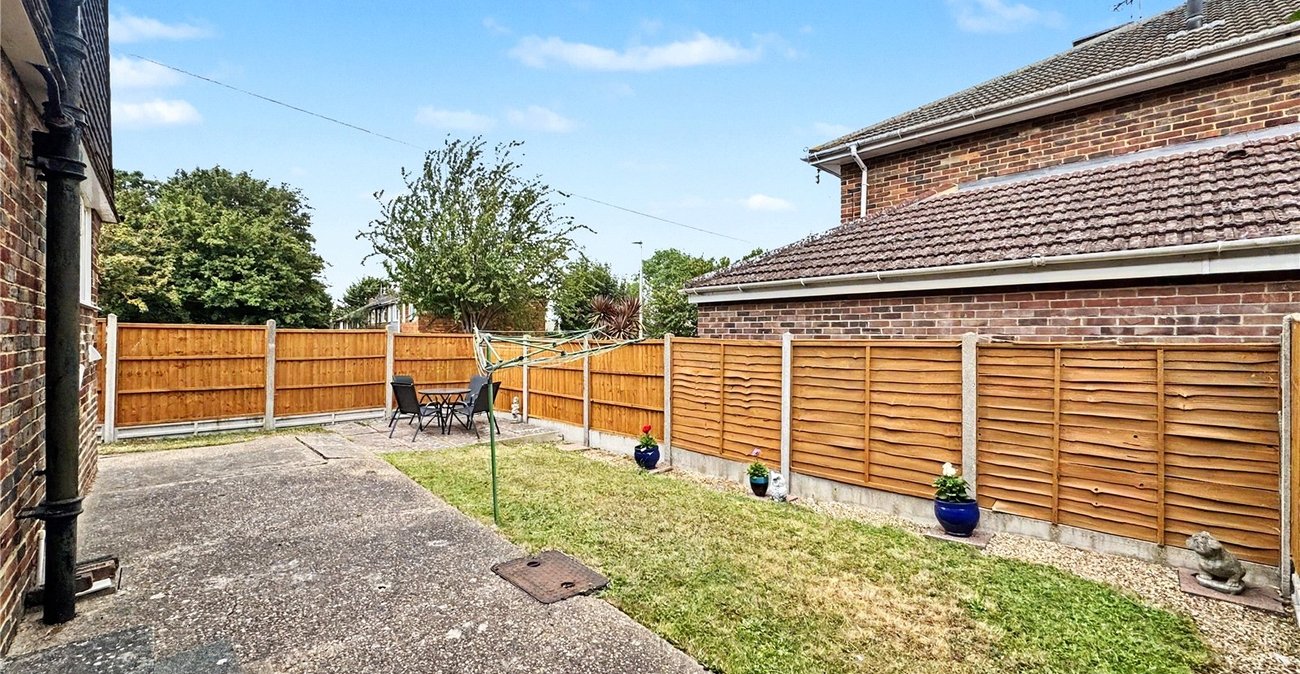 3 bedroom house for sale in Rainham | Robinson Michael & Jackson