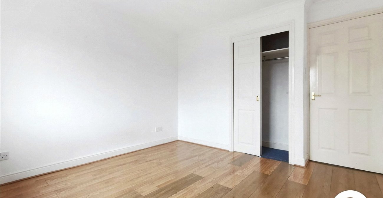 2 bedroom house for sale in Thamesmead | Robinson Jackson