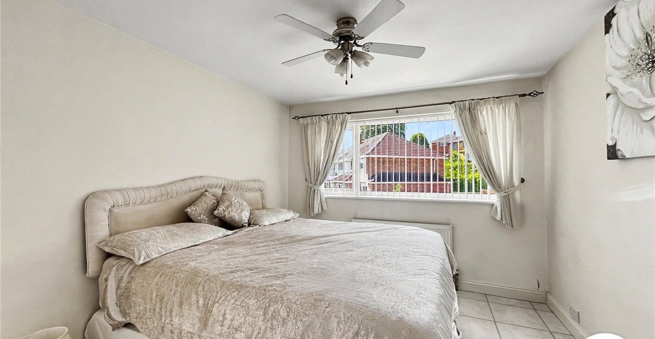 3 bedroom house for sale in Walderslade | Robinson Michael & Jackson