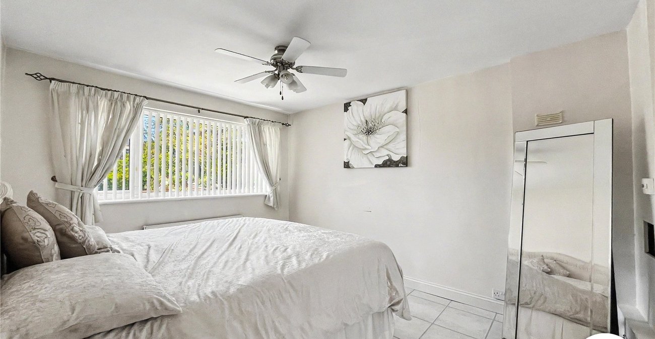3 bedroom house for sale in Walderslade | Robinson Michael & Jackson