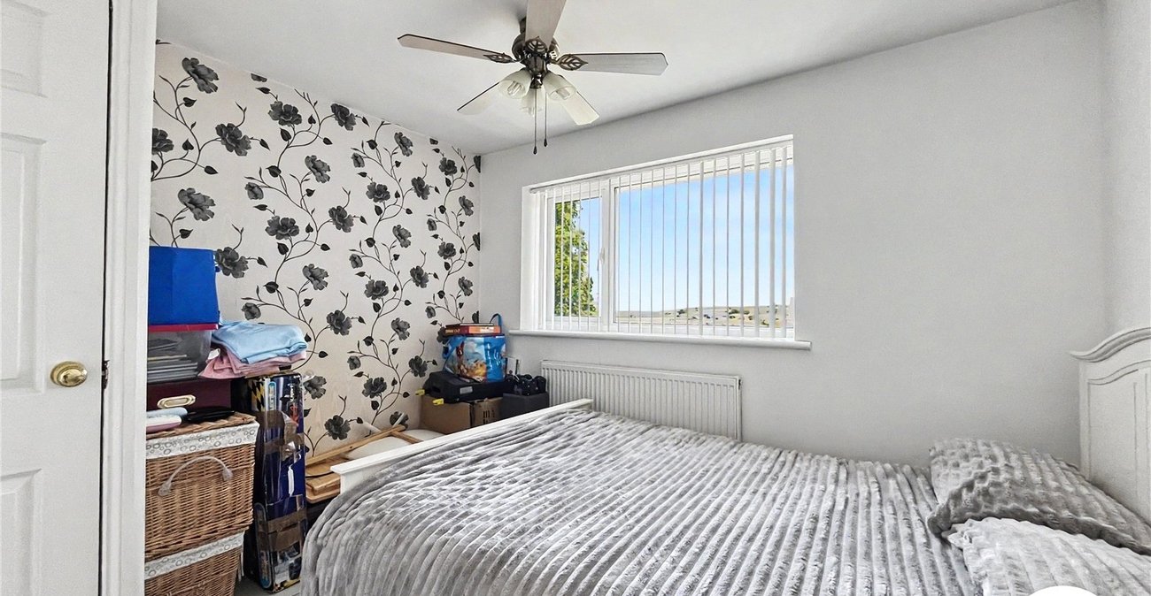 3 bedroom house for sale in Walderslade | Robinson Michael & Jackson