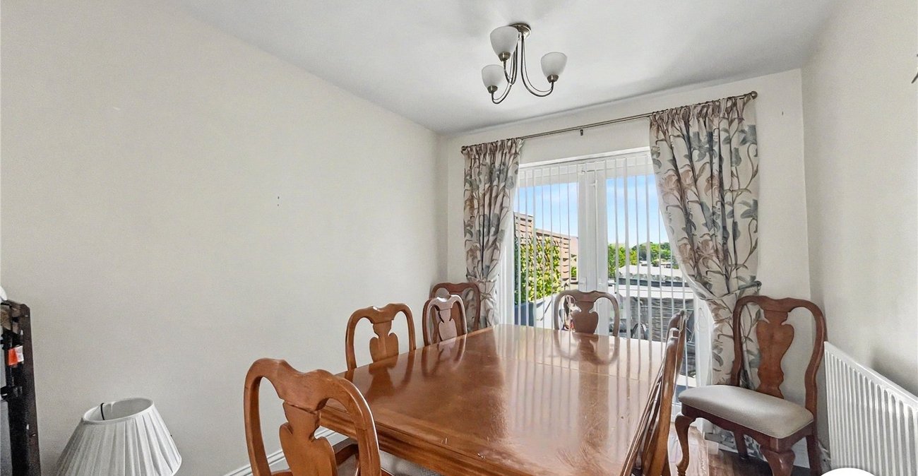 3 bedroom house for sale in Walderslade | Robinson Michael & Jackson