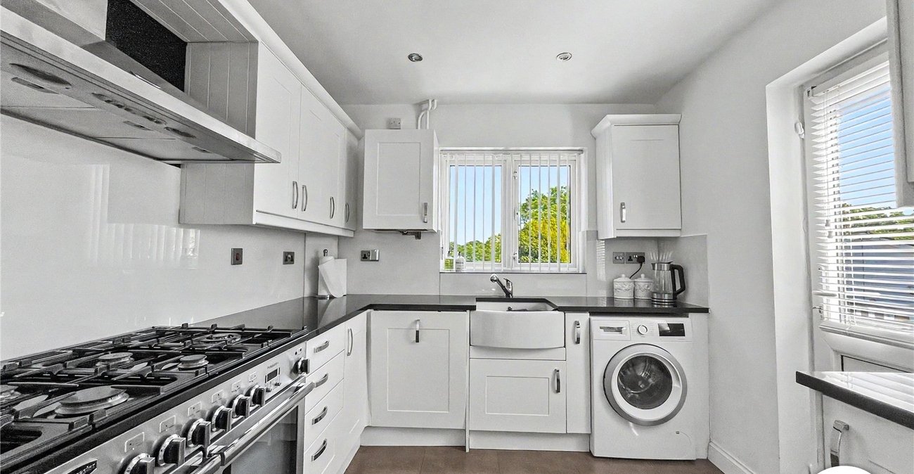 3 bedroom house for sale in Walderslade | Robinson Michael & Jackson