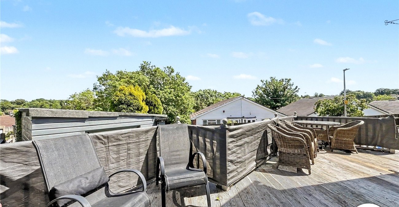 3 bedroom house for sale in Walderslade | Robinson Michael & Jackson