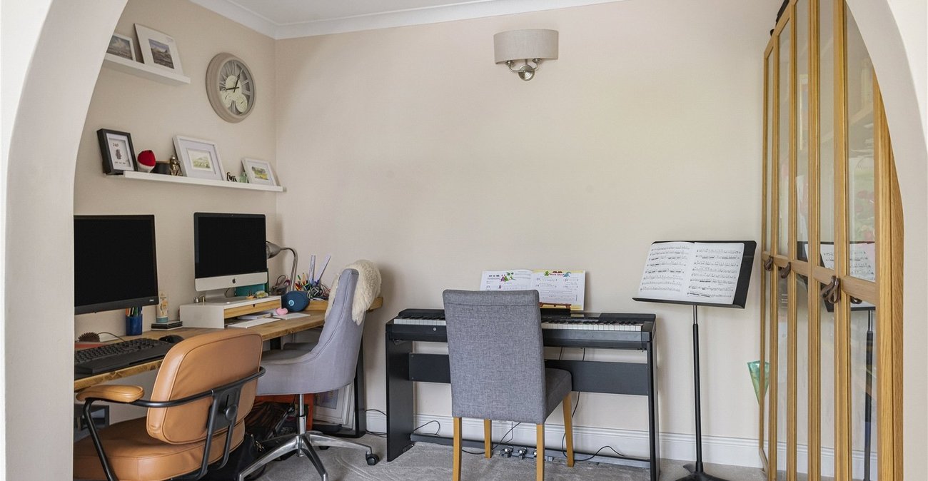 3 bedroom house for sale in Dartford | Robinson Jackson