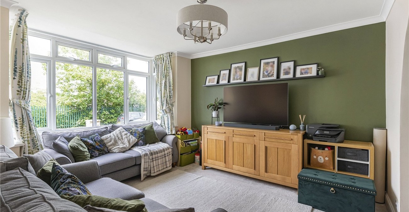 3 bedroom house for sale in Dartford | Robinson Jackson