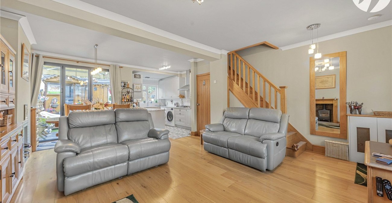 2 bedroom house for sale in Dartford | Robinson Jackson